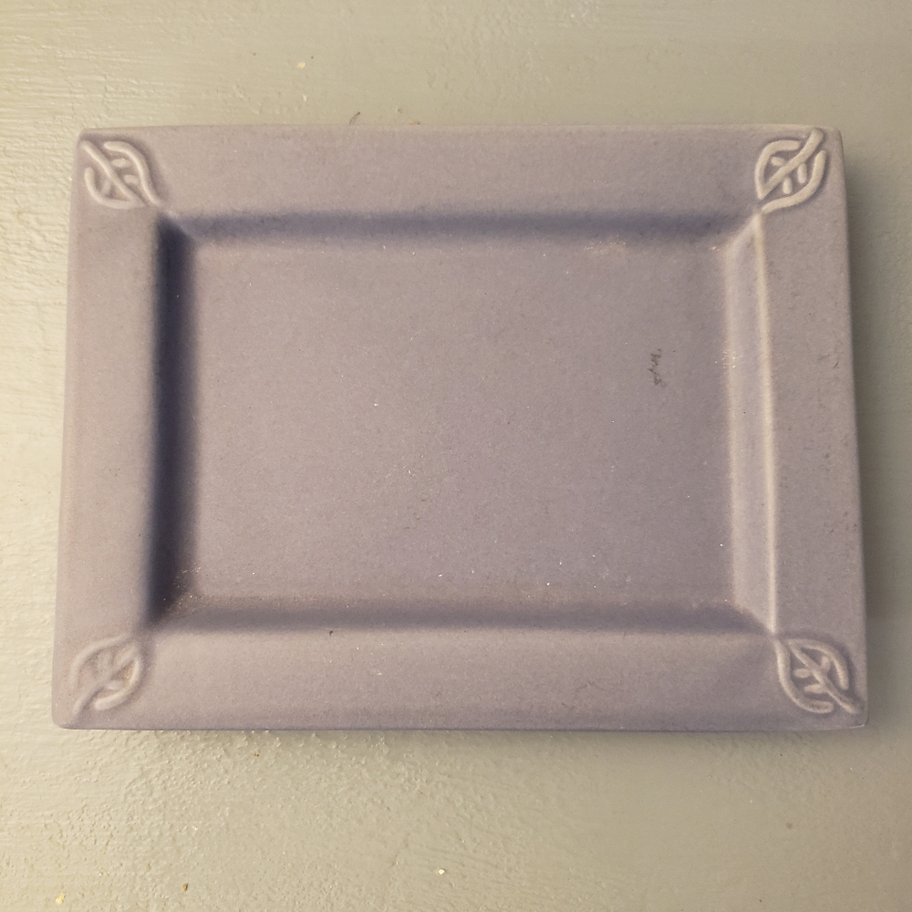Y2K era Body Shop Lavender Dish